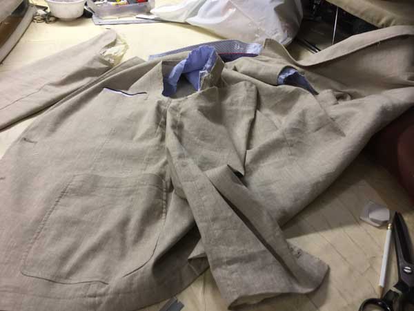 BLAZER -SHORTEN SLEEVES ON TOP